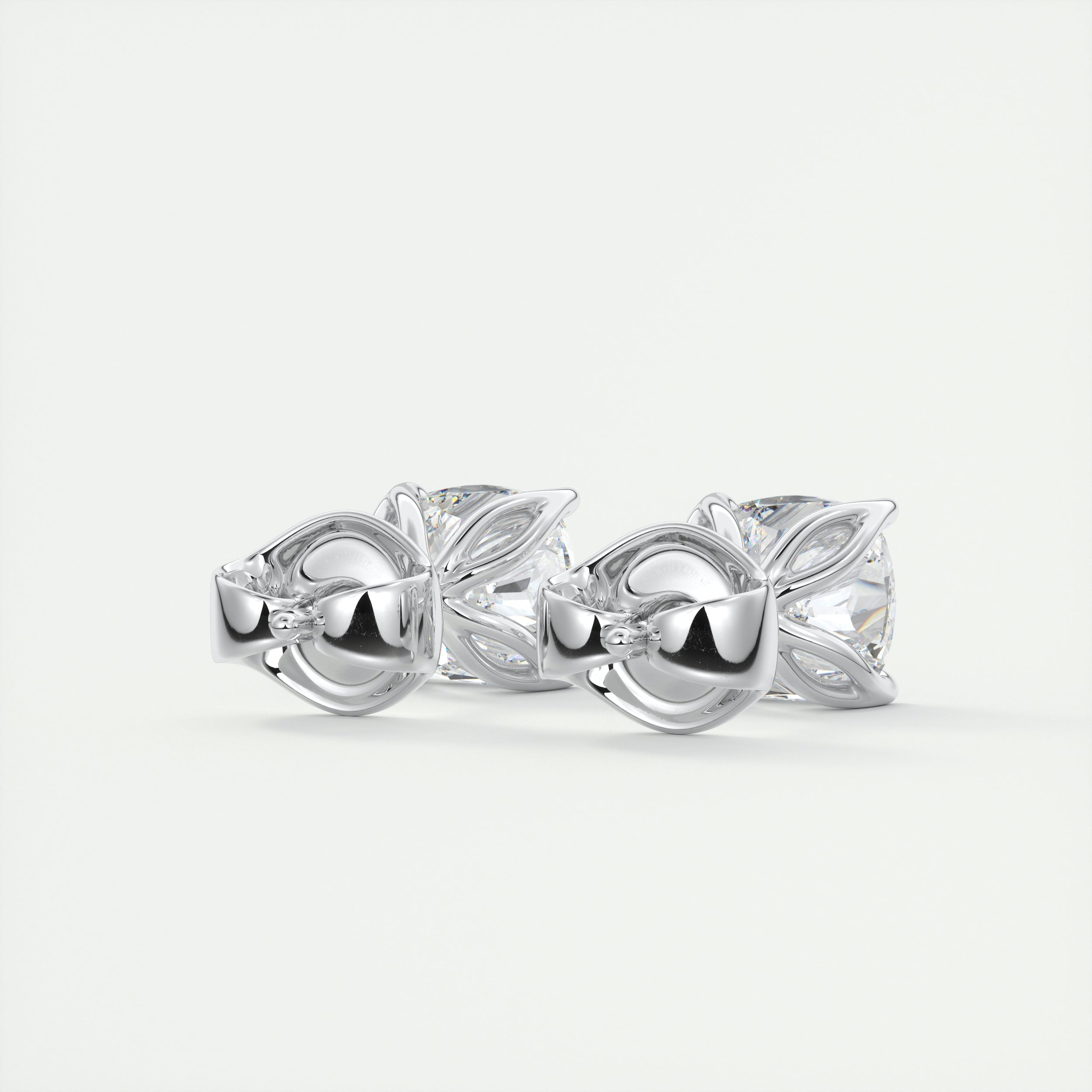 The Signature Solitaire Studs