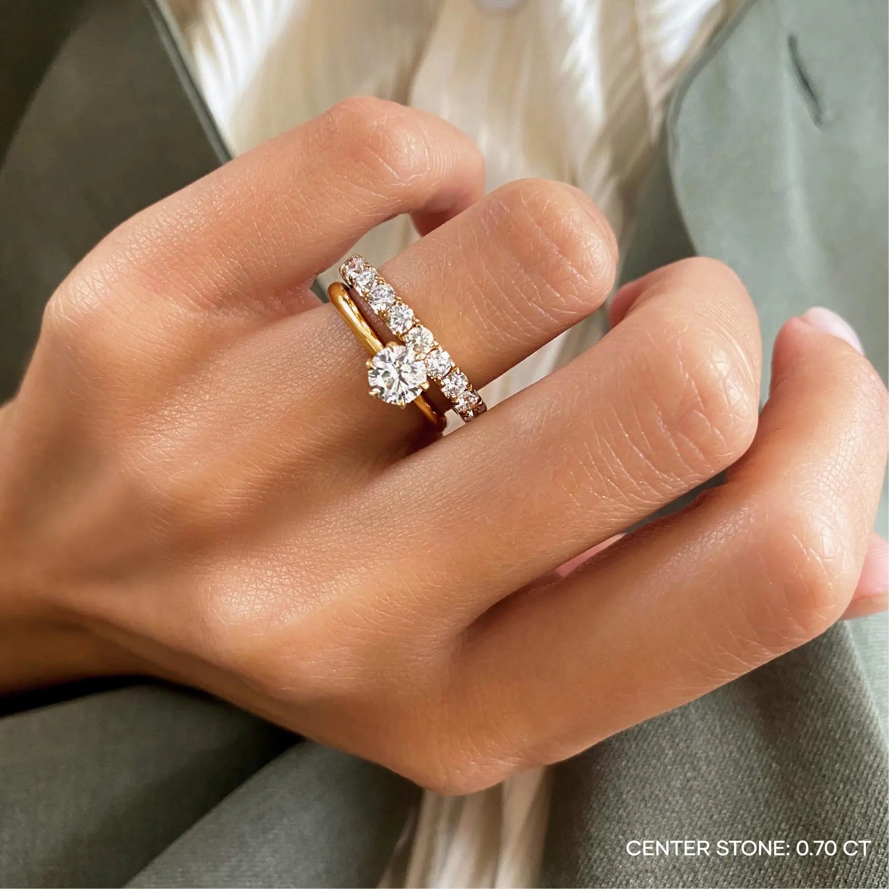 The Pure Solitaire Ring