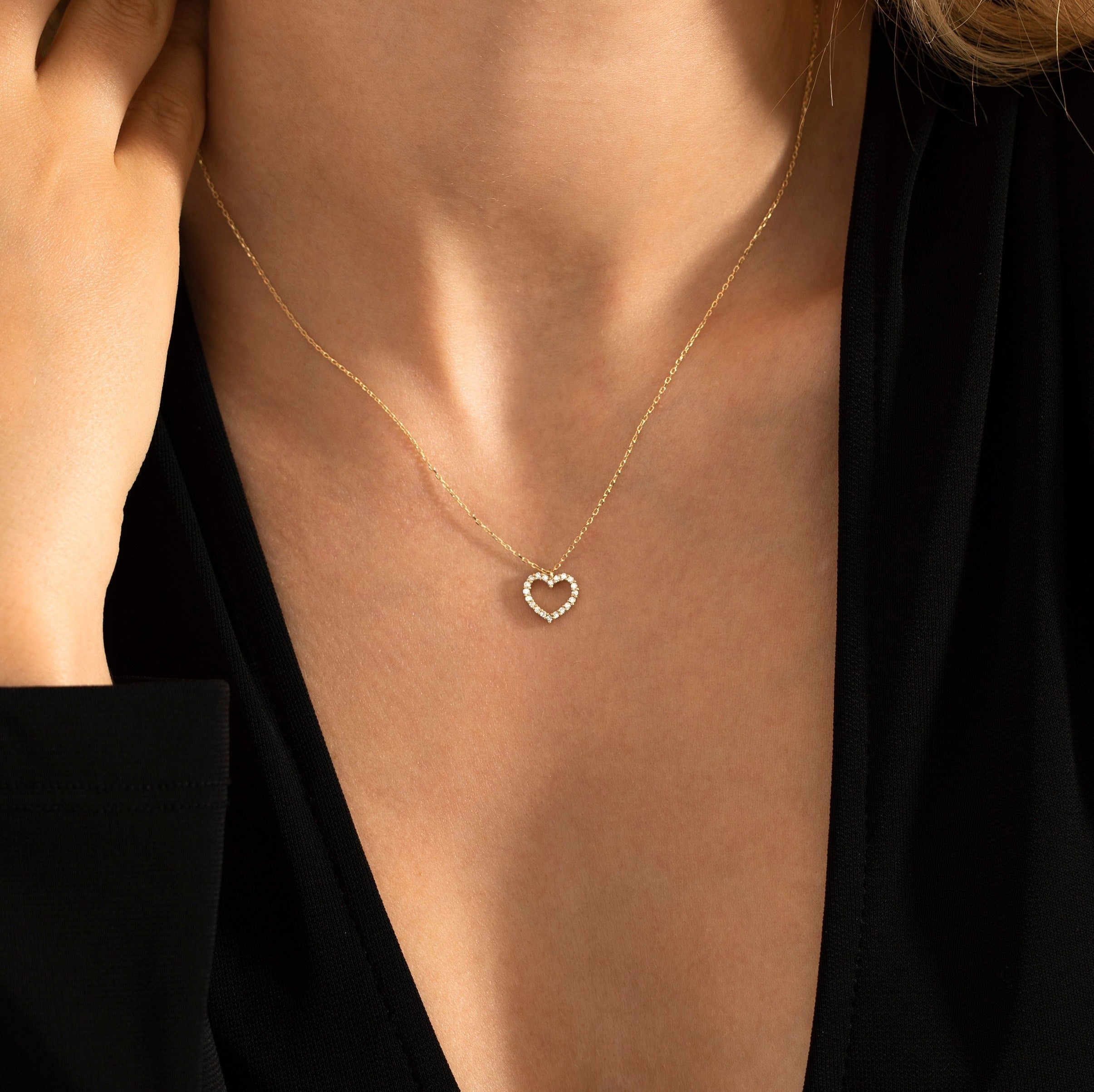 The Heartbeat Necklace