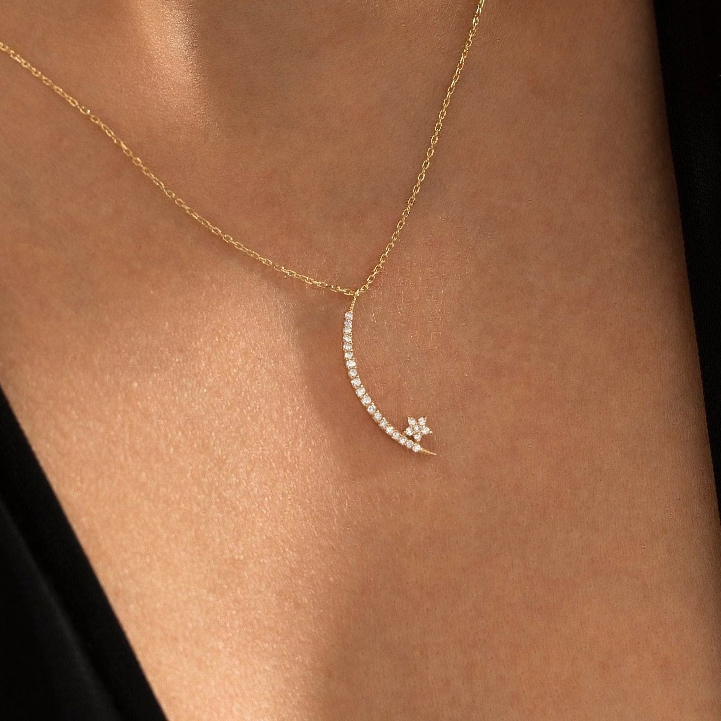 The Luna Star Necklace
